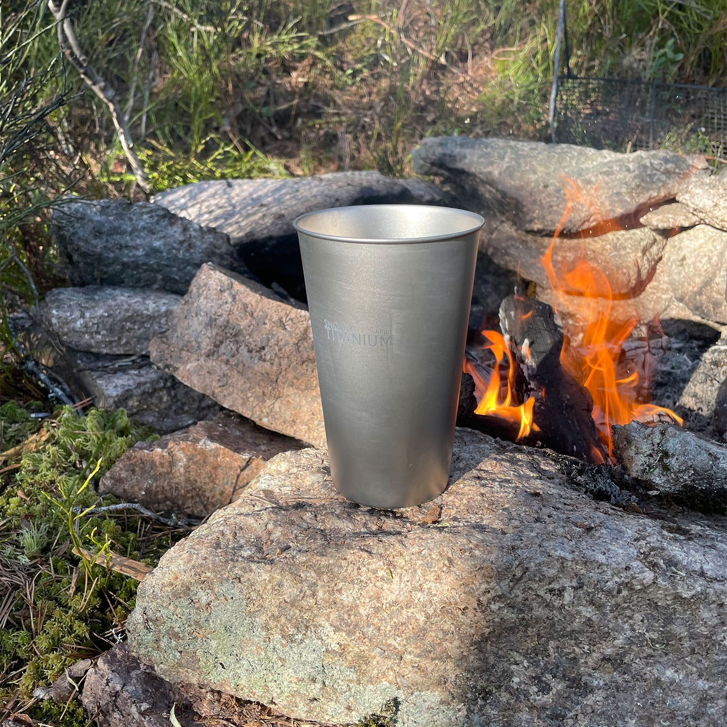 Høy kopp titan