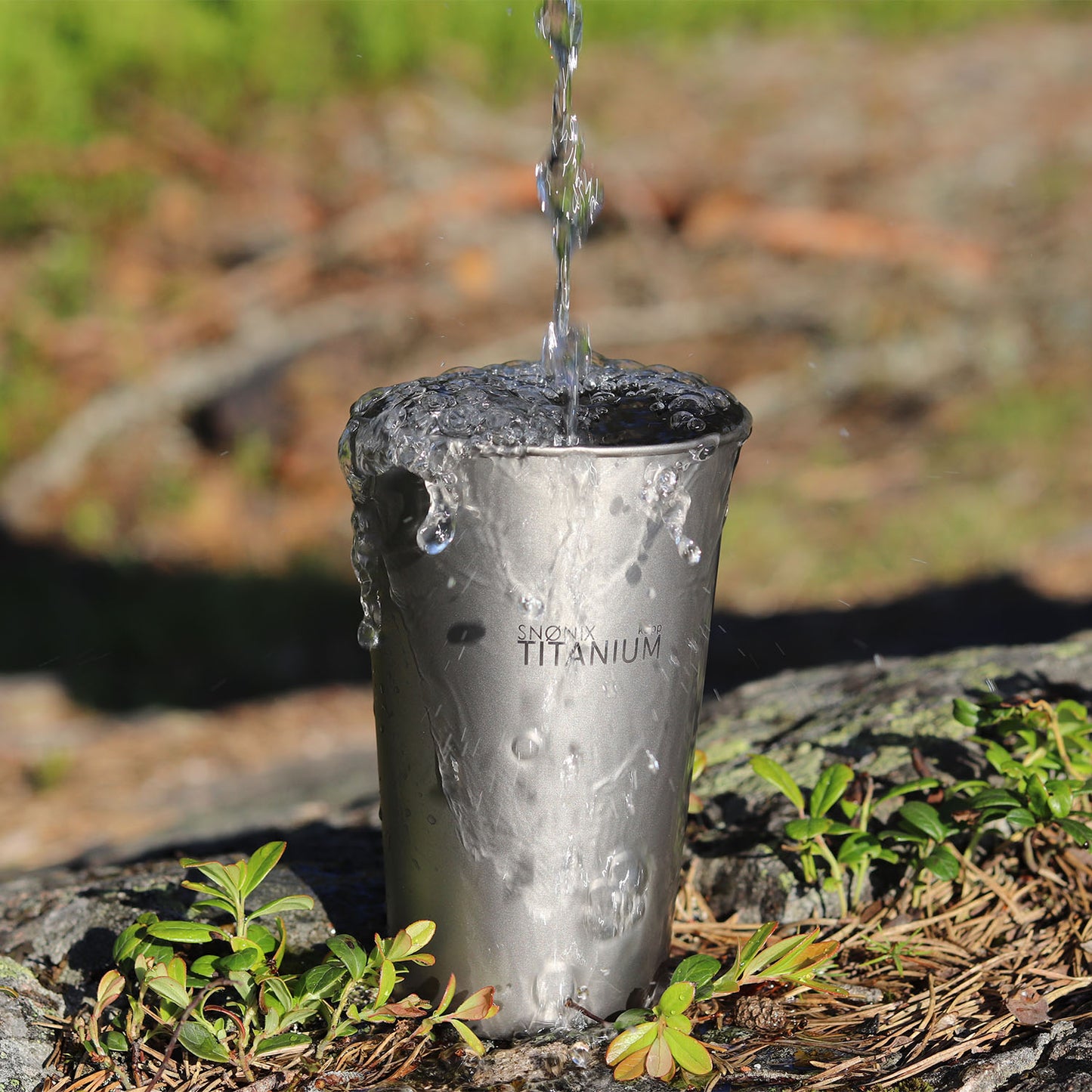 Høy kopp titan