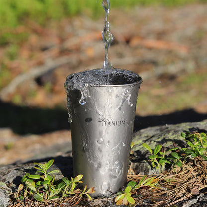 Høy kopp titan
